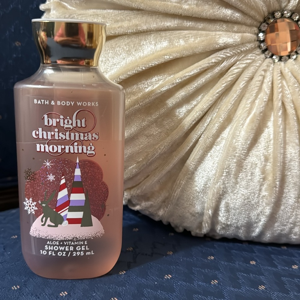 BATH & BODY WORKS SET. . . BRIGHT CHRISTMAS MORNING SCENT - Picture 3 of 6
